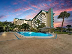4330 Hillcrest Dr 516, Hollywood FL 33021