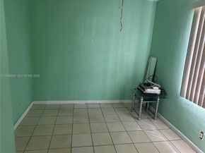 900 NW 75th St, Miami FL 33150