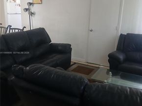 900 NW 75th St, Miami FL 33150