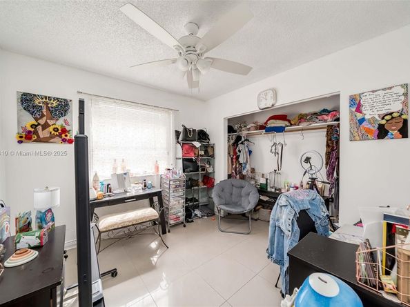 11570 SW 92nd St, Miami FL 33176