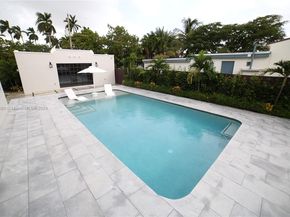 1345 Hollywood Blvd, Hollywood FL 33019