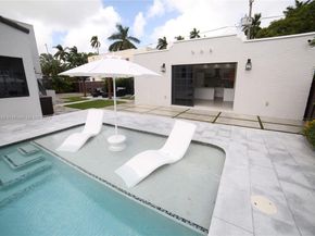1345 Hollywood Blvd, Hollywood FL 33019