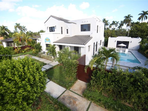 1345 Hollywood Blvd, Hollywood FL 33019