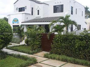 1345 Hollywood Blvd, Hollywood FL 33019