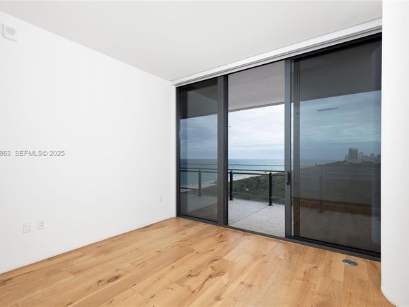 8701 Collins Ave 902, Miami Beach FL 33154