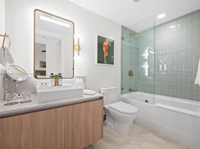 601 NE 1 3403, Miami FL 33132