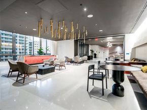 601 NE 1 3403, Miami FL 33132