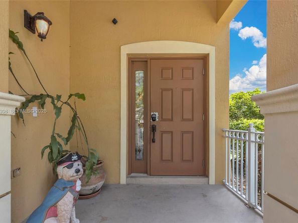 268 Conservation Dr, Weston FL 33327