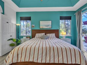 268 Conservation Dr, Weston FL 33327