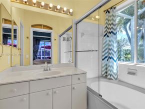 268 Conservation Dr, Weston FL 33327