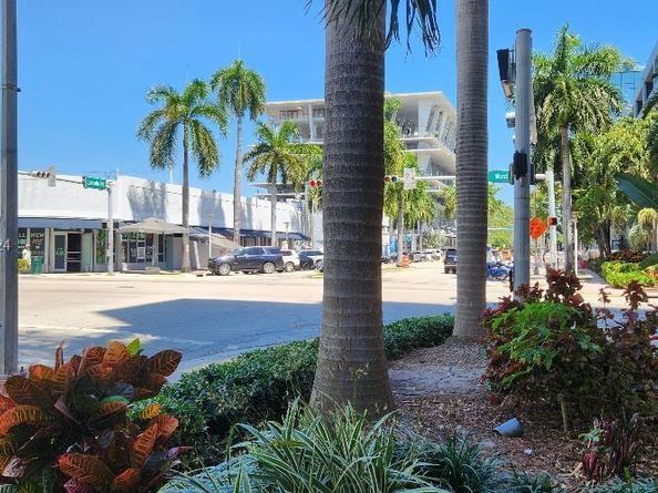 1300 Lincoln Rd A701, Miami Beach FL 33139