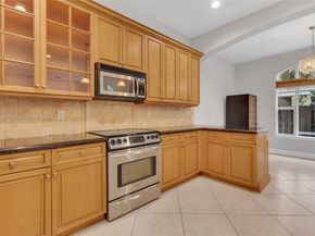 1514 NE 7th St, Fort Lauderdale FL 33304