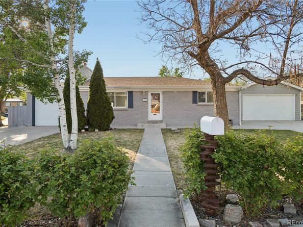 6055 Benton Street, Arvada CO 80003