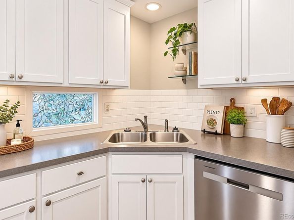 9899 E 7th Avenue, Aurora CO 80010