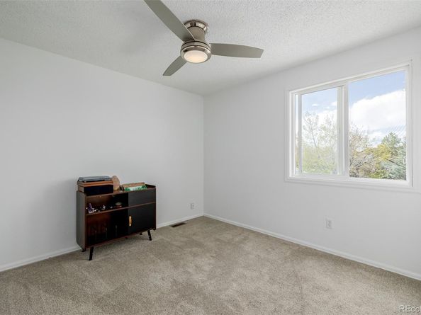 4922 S Rifle Court, Aurora CO 80015