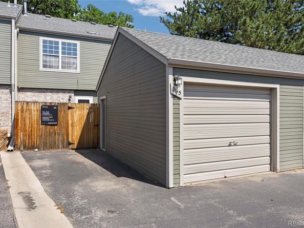3409 S Ammons Street 215, Denver CO 80227