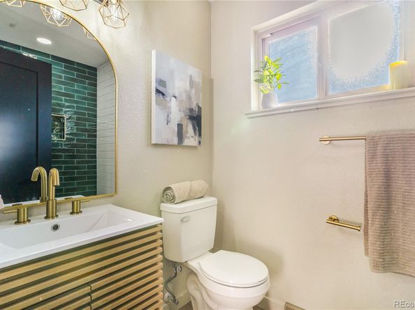 Undisclosed Address #2506403, Broomfield CO 80020