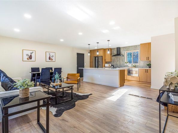 Undisclosed Address #2506403, Broomfield CO 80020