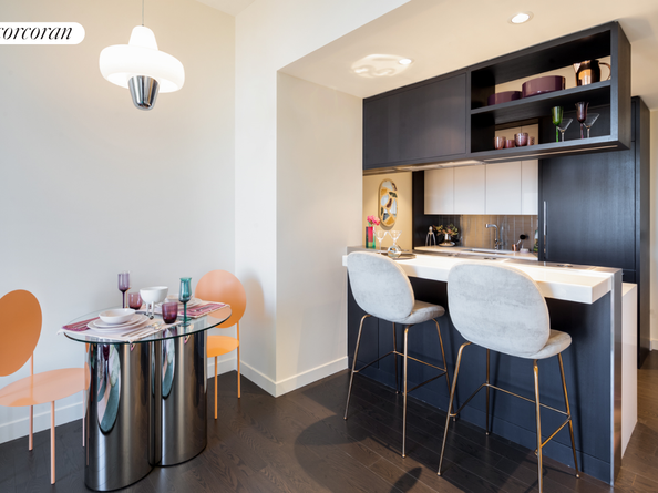 252 South Street 8J, New York NY 10002
