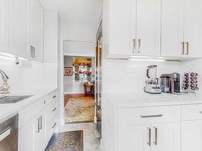 345 East 80th Street 19EF, New York NY 10075