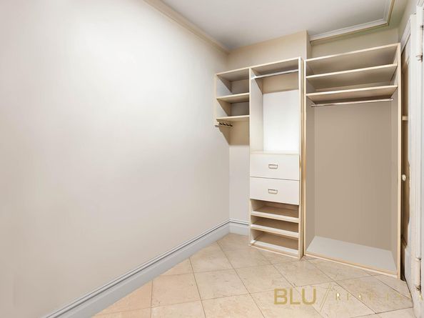 310 West 72nd Street 2CD, New York NY 10023