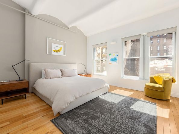 11 East 22nd Street 7, New York NY 10010