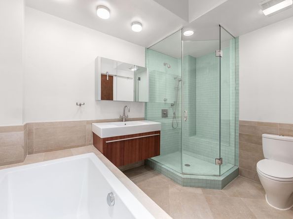 11 East 22nd Street 7, New York NY 10010