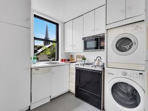 224 East 11th Street 25, New York NY 10003
