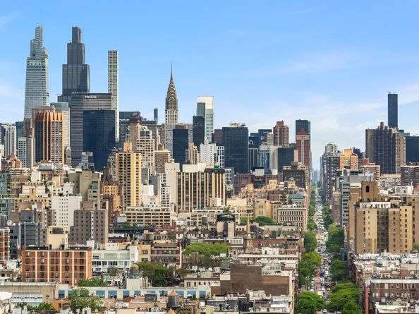 215 Chrystie Street 27EAST, New York NY 10002