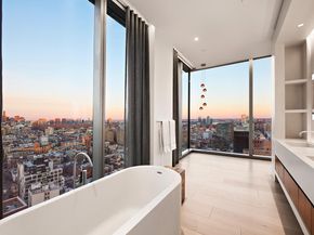 215 Chrystie Street 27EAST, New York NY 10002