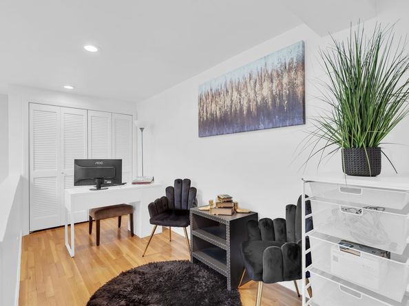 302 East 19th Street 3B, New York NY 10003