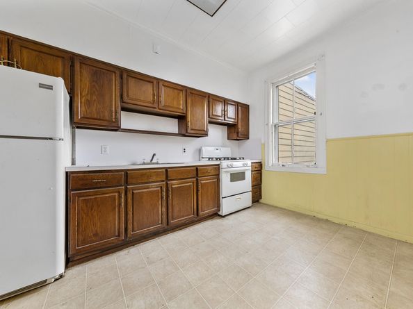 20-22 Menahan Street, Queens NY 11385