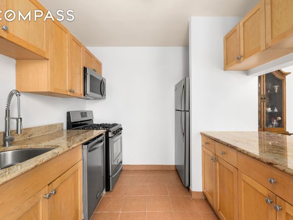 231 West 148th Street 2L, New York NY 10039
