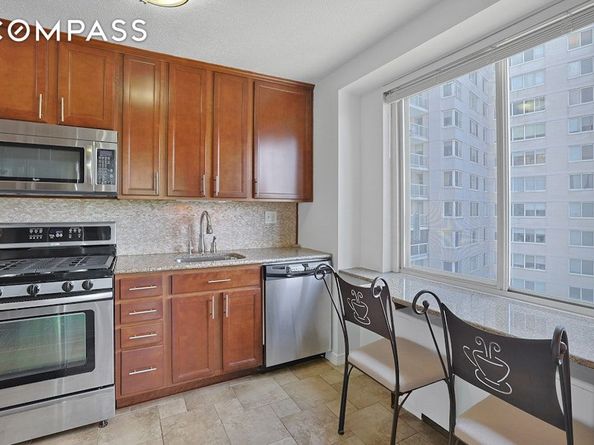 3333 Henry Hudson Parkway 4M, Bronx NY 10463