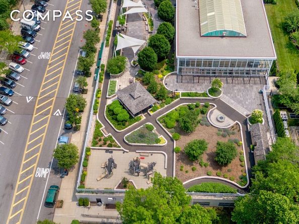 3333 Henry Hudson Parkway 4M, Bronx NY 10463