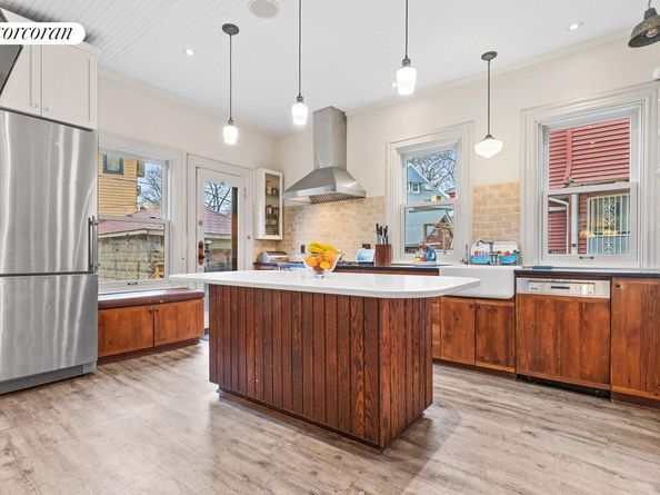 1211 Ditmas Avenue, Brooklyn NY 11218