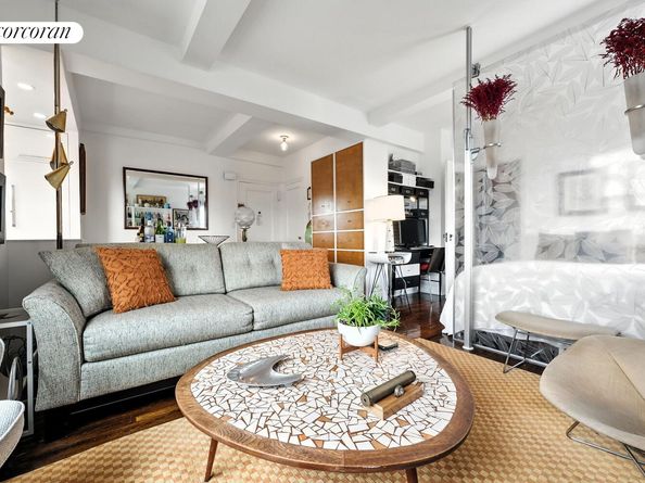 300 West 23rd Street 9D, New York NY 10011