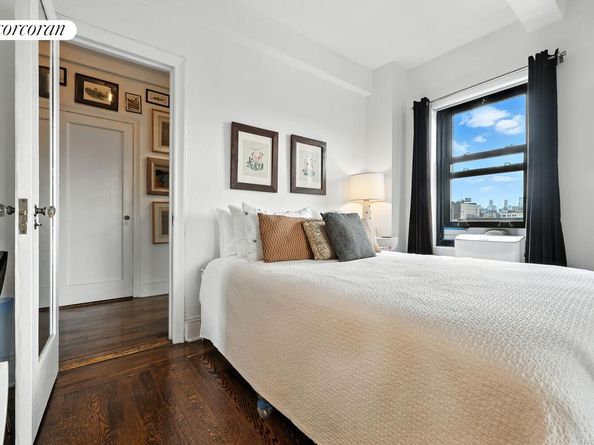 300 West 23rd Street 9D, New York NY 10011
