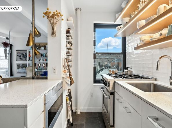 300 West 23rd Street 9D, New York NY 10011