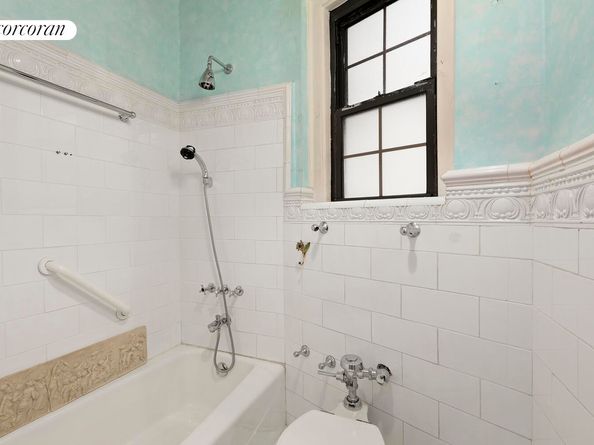 419 East 57th Street MAIS/EAST, New York NY 10022