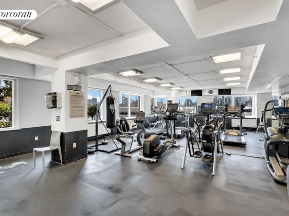 446 Kent Avenue 4C, Brooklyn NY 11249