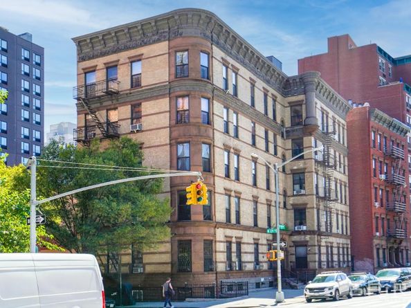 370 St Nicholas Avenue 5B, New York NY 10027