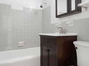 411 East 53rd Street 14F, New York NY 10022
