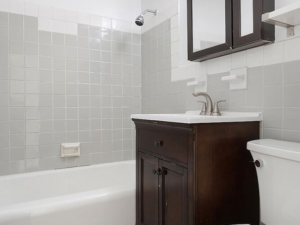 411 East 53rd Street 14F, New York NY 10022