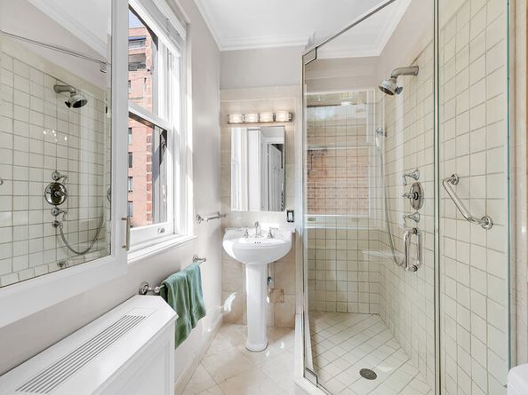 14 Sutton Place S 12F, New York NY 10022