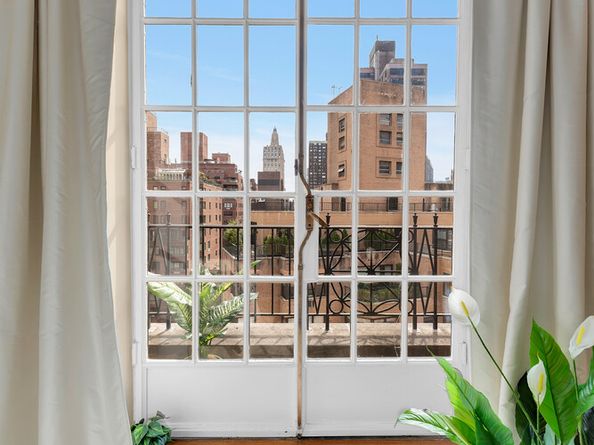 14 Sutton Place S 12F, New York NY 10022