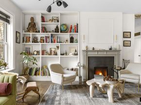 261 West 22nd Street 2526, New York NY 10011
