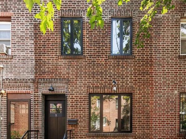 9 Roosevelt Court, Brooklyn NY 11232