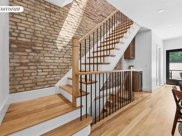9 Roosevelt Court, Brooklyn NY 11232