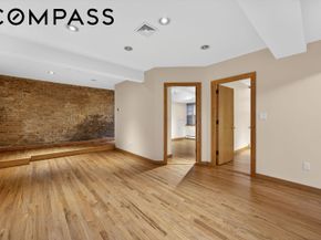 21 Hunts Lane 4, Brooklyn NY 11201
